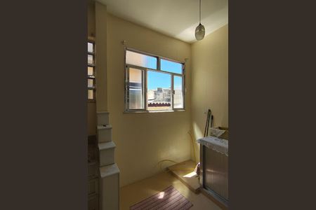 Casa à venda com 2 quartos, 65m² em Tomás Coelho, Rio de Janeiro