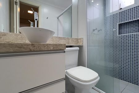 Apartamento para alugar com 58m², 2 quartos e 1 vaga Apartamento para alugar com 58m², 2 quartos e 1 vagaBanheiro da Suíte