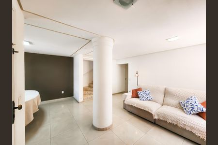 Foto 01 de casa à venda com 4 quartos, 195m² em Vila Clementino, São Paulo