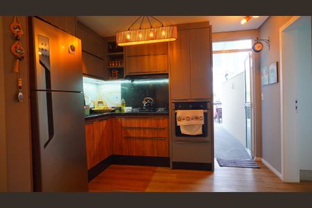 Apartamento para alugar com 190m², 4 quartos e 2 vagas Apartamento para alugar com 190m², 4 quartos e 2 vagasCozinha