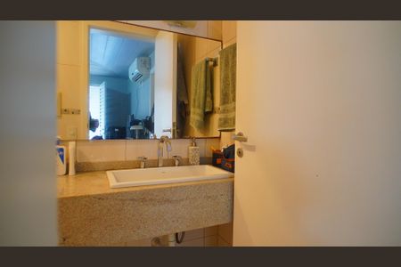 Apartamento para alugar com 190m², 4 quartos e 2 vagas Apartamento para alugar com 190m², 4 quartos e 2 vagasBanheiro do Terraço