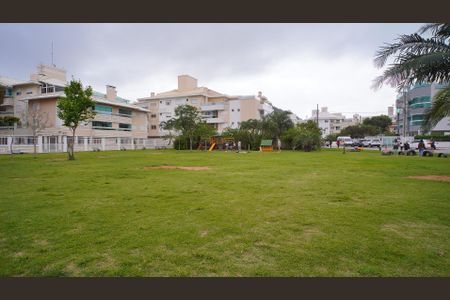 Apartamento para alugar com 190m², 4 quartos e 2 vagas Apartamento para alugar com 190m², 4 quartos e 2 vagasÁrea comum - Playground