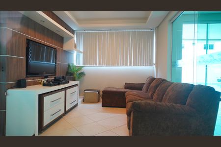 Apartamento para alugar com 190m², 4 quartos e 2 vagas Apartamento para alugar com 190m², 4 quartos e 2 vagasÁrea comum