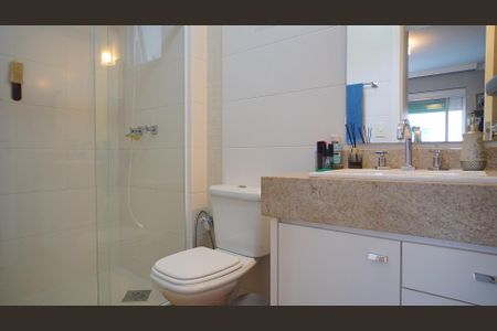 Apartamento para alugar com 190m², 4 quartos e 2 vagas Apartamento para alugar com 190m², 4 quartos e 2 vagasBanheiro da Suíte