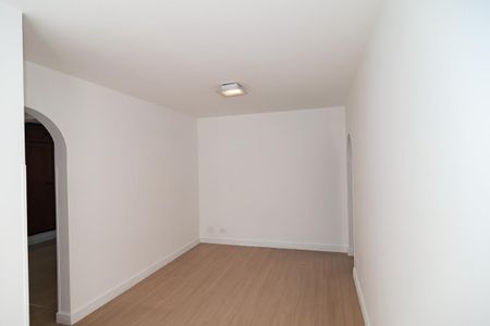 Apartamento para alugar com 55m², 2 quartos e 1 vagaSala