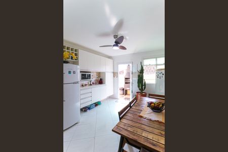 Apartamento à venda com 60m², 2 quartos e 2 vagasCopa