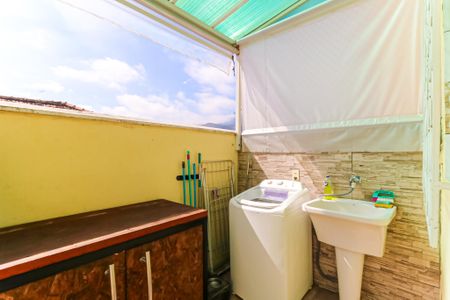 Apartamento à venda com 60m², 2 quartos e 2 vagasÁrea de Serviço