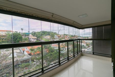 Apartamento à venda com 4 quartos, 215m² em São José, Belo Horizonte