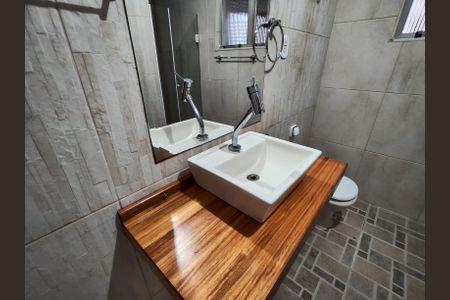 Apartamento para alugar com 109m², 3 quartos e 1 vaga Apartamento para alugar com 109m², 3 quartos e 1 vagaBanheiro Corredor