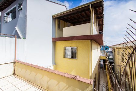 Casa à venda com 150m², 3 quartos e 2 vagasLaje