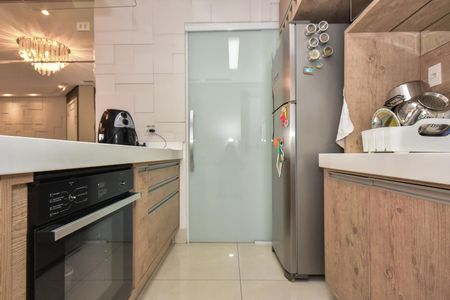 Apartamento à venda com 96m², 2 quartos e 2 vagasCozinha
