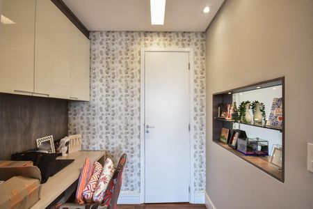 Apartamento à venda com 96m², 2 quartos e 2 vagasEscritório