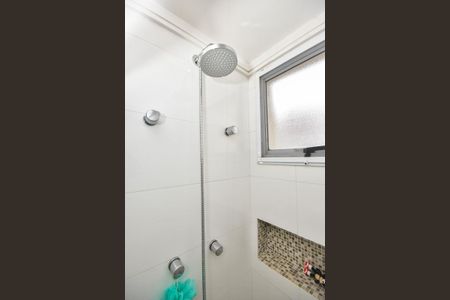 Apartamento à venda com 96m², 2 quartos e 2 vagasChuveiro do Banheiro