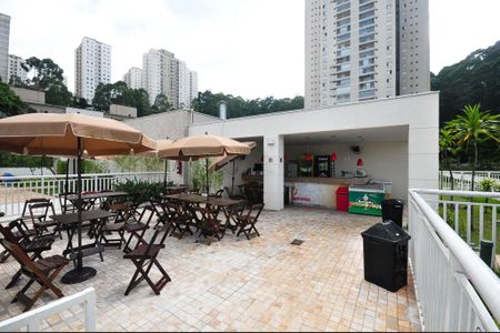 Apartamento à venda com 96m², 2 quartos e 2 vagasLanchonete