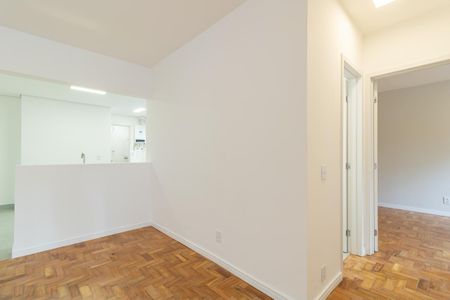 Apartamento à venda com 77m², 2 quartos e sem vagaSala