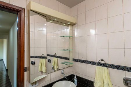 Casa à venda com 200m², 3 quartos e 2 vagasBanheiro Social