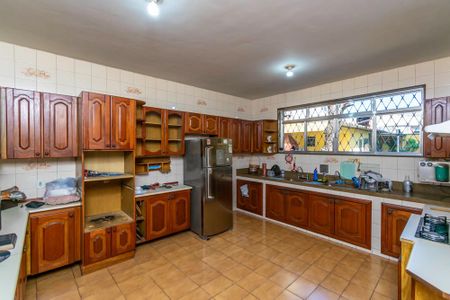 Casa à venda com 200m², 3 quartos e 2 vagasCozinha