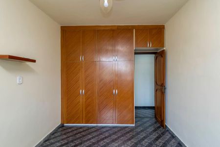 Casa à venda com 200m², 3 quartos e 2 vagasQuarto 1 - Armários