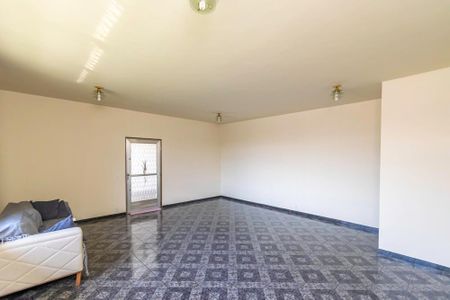 Sala de casa para alugar com 3 quartos, 200m² em Penha Circular, Rio de Janeiro