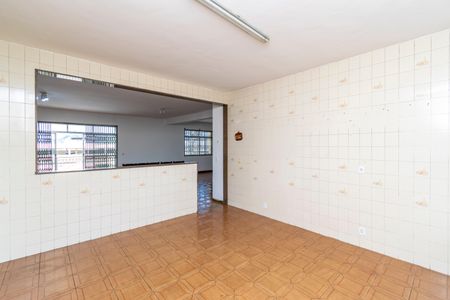 Casa para alugar com 444m², 7 quartos e 4 vagas Casa para alugar com 444m², 7 quartos e 4 vagasCozinha