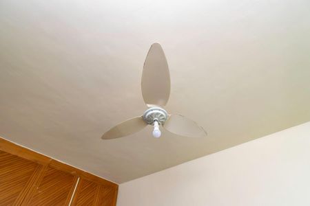 Quarto 1 de casa para alugar com 3 quartos, 200m² em Penha Circular, Rio de Janeiro