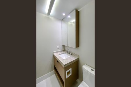 Banheiro Social de kitnet/studio para alugar com 1 quarto, 24m² em Vila Mariana, São Paulo