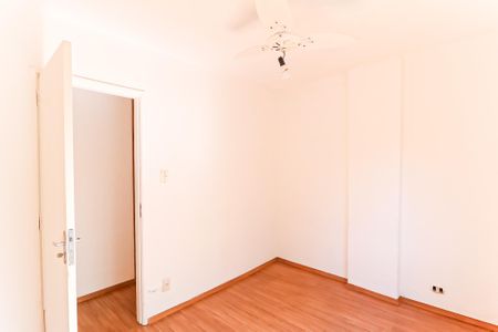 Apartamento à venda com 52m², 2 quartos e 1 vaga Apartamento à venda com 52m², 2 quartos e 1 vagaQuarto
