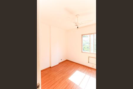 Apartamento à venda com 52m², 2 quartos e 1 vaga Apartamento à venda com 52m², 2 quartos e 1 vagaQuarto