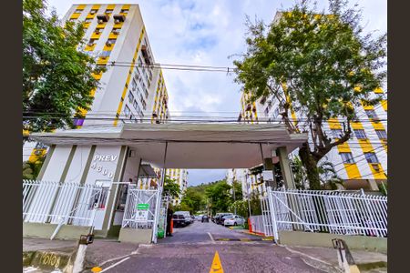 Apartamento à venda com 52m², 2 quartos e 1 vaga Apartamento à venda com 52m², 2 quartos e 1 vagaFachada