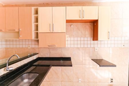 Apartamento à venda com 52m², 2 quartos e 1 vaga Apartamento à venda com 52m², 2 quartos e 1 vagaCozinha