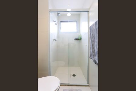 Apartamento à venda com 136m², 2 quartos e 2 vagas Apartamento à venda com 136m², 2 quartos e 2 vagasBanheiro da Suíte 1