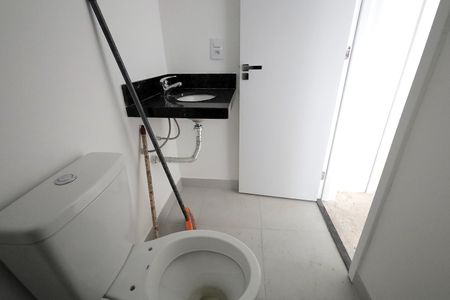 Apartamento para alugar com 67m², 2 quartos e 2 vagas Apartamento para alugar com 67m², 2 quartos e 2 vagasBanheiro