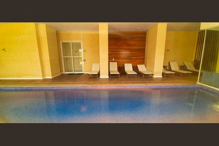 Apartamento à venda com 137m², 2 quartos e 5 vagasÁrea comum - Piscina