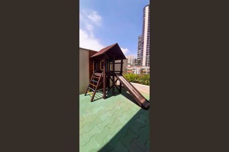 Apartamento à venda com 137m², 2 quartos e 5 vagasÁrea comum - Playground