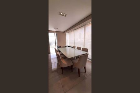 Apartamento à venda com 137m², 2 quartos e 5 vagasSala de Jantar