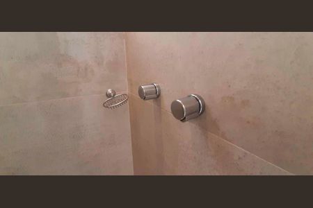 Apartamento à venda com 137m², 2 quartos e 5 vagasBanheiro da Suíte 1