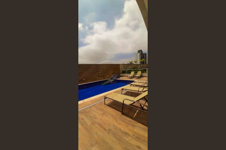 Apartamento à venda com 137m², 2 quartos e 5 vagasÁrea comum - Piscina