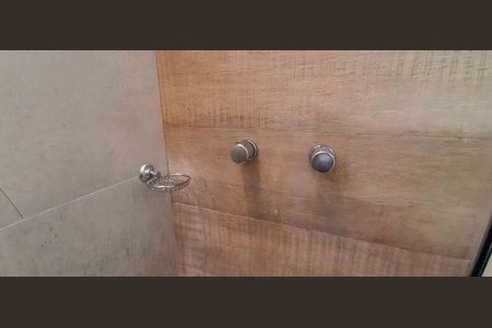 Apartamento à venda com 137m², 2 quartos e 5 vagasBanheiro da Suíte 2