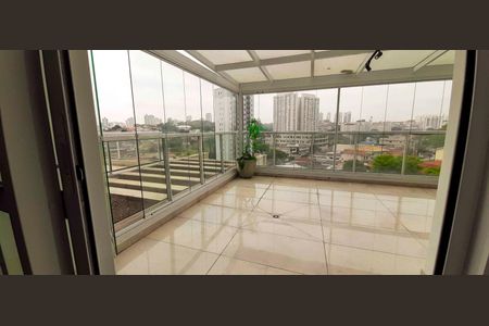 Apartamento à venda com 137m², 2 quartos e 5 vagasSacada da Suíte 1