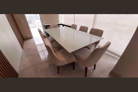 Apartamento à venda com 137m², 2 quartos e 5 vagasSala de Jantar