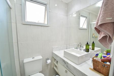 Apartamento à venda com 74m², 3 quartos e 2 vagas Apartamento à venda com 74m², 3 quartos e 2 vagasBanheiro da suíte