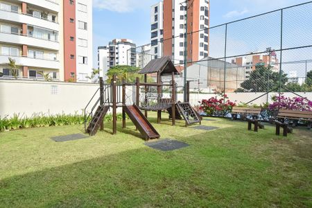 Apartamento à venda com 74m², 3 quartos e 2 vagas Apartamento à venda com 74m², 3 quartos e 2 vagasÁrea comum - Playground