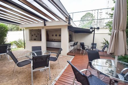 Apartamento à venda com 74m², 3 quartos e 2 vagas Apartamento à venda com 74m², 3 quartos e 2 vagasÁrea comum - Churrasqueira