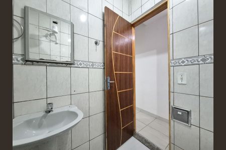 Casa à venda com 120m², 2 quartos e sem vaga Casa à venda com 120m², 2 quartos e sem vagaBanheiro 2