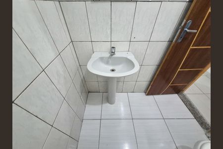 Casa à venda com 126m², 4 quartos e 1 vagaBanheiro 2