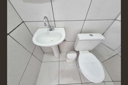 Casa à venda com 126m², 4 quartos e 1 vagaBanheiro 4