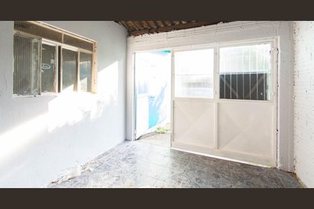 Casa à venda com 100m², 3 quartos e 2 vagas