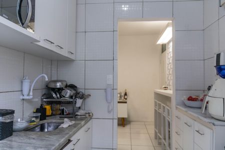 Apartamento à venda com 54m², 2 quartos e 1 vagaCozinha