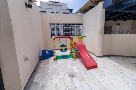 Apartamento à venda com 59m², 2 quartos e 2 vagas Apartamento à venda com 59m², 2 quartos e 2 vagasÁrea comum - Playground