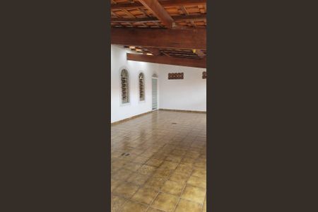 Casa para alugar com 180m², 3 quartos e 3 vagasÁrea Externa